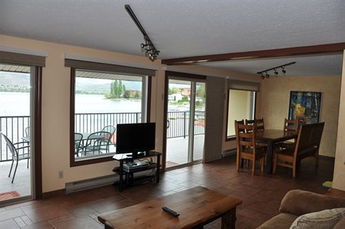 Safari Beach Resort Osoyoos Luaran gambar